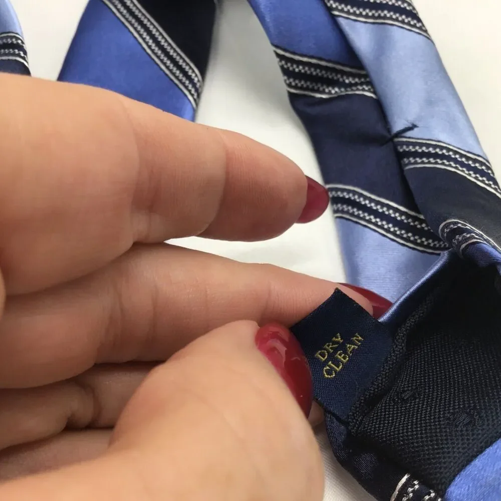 Club Room 100% Silk Tie Blue Stripes 3.5 Inch Quiet Luxury Formal Work Office